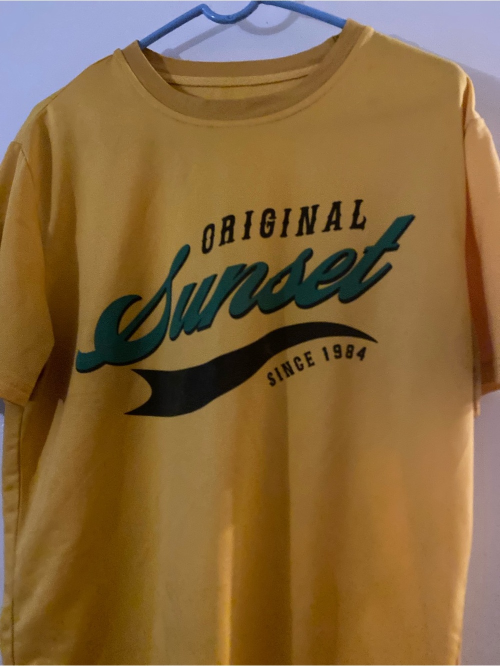 Original Sunset men’s Graphic Tee - Yellow